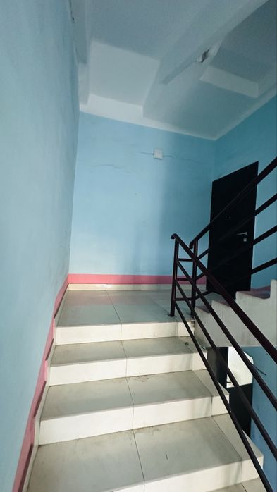 1-etaj 2 xonali qilingan 56m2 + podval 40m2 6-mkr