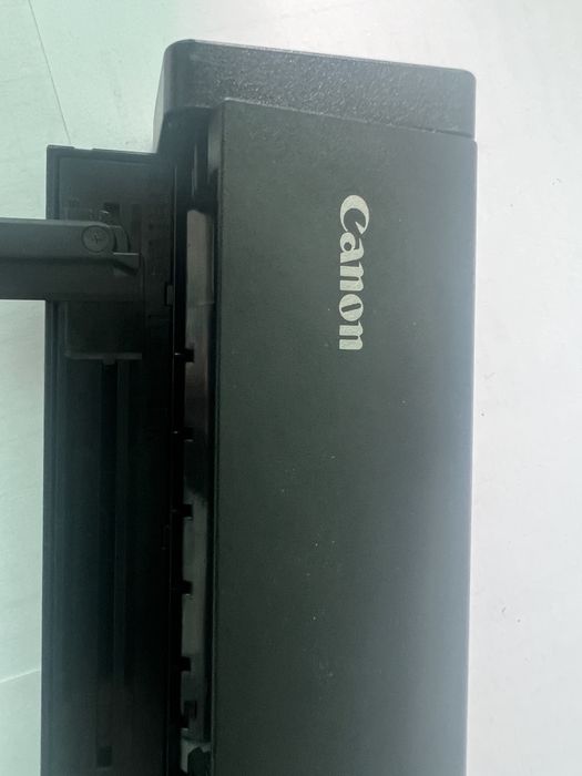 Vand Scanner Canon Image Formula  P-208