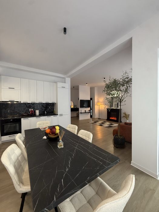 Casa zona Ford, (Cârcea), 3 dormitoare 3 bai, str. Primaverii