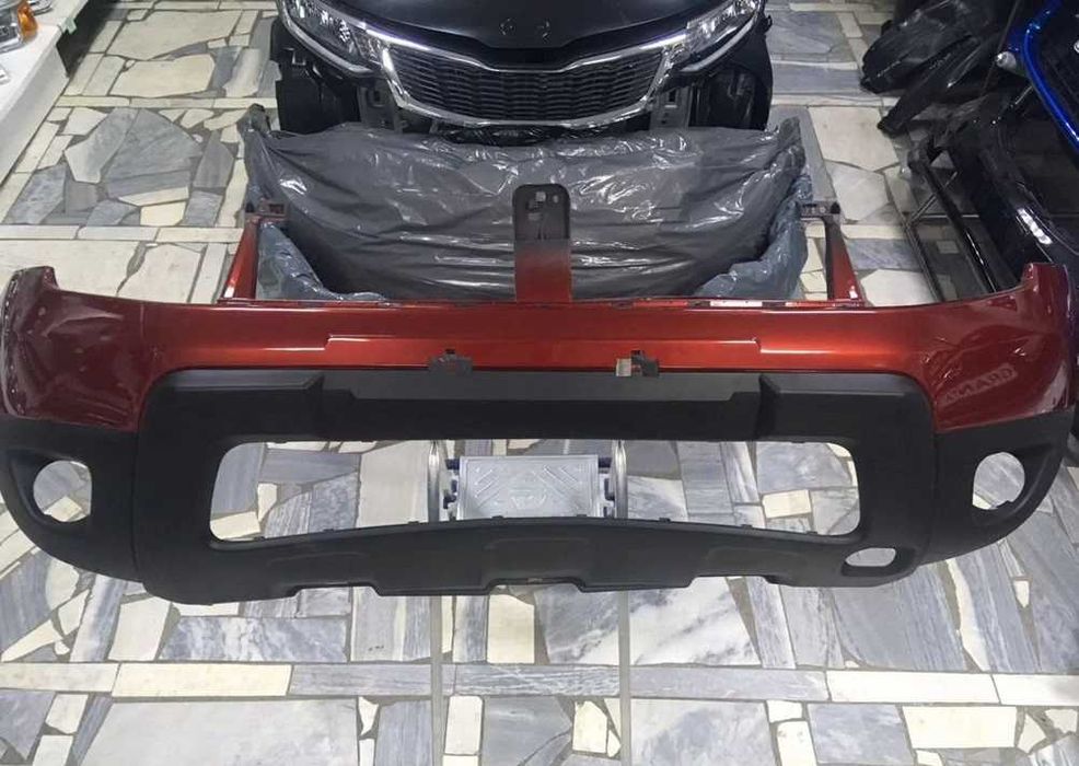 Бампер передний в цвет Renault Duster