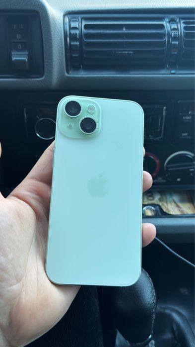 Iphone 15 128gb в идеале