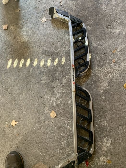 Suport auto pt schiuri