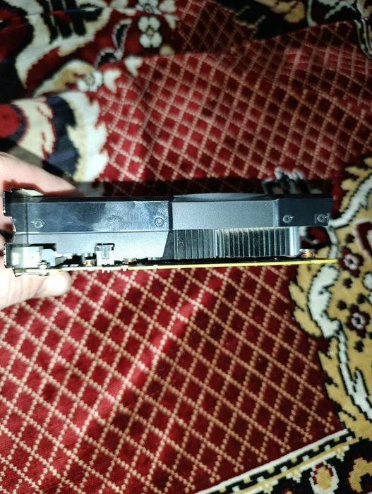 Продам Evga 1050ti