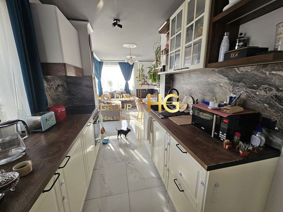 Продава се Тристаен апартамент в Варна, Аспарухово - 92 кв.м за 1522 €/кв.м - Снимка #10