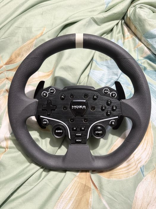 Volan MOZA R3 Direct Drive + Pedale – Stare foarte bună