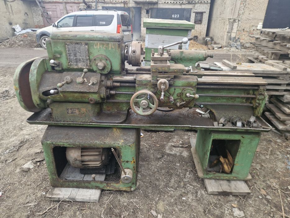 Сверлильный станок 2 н135