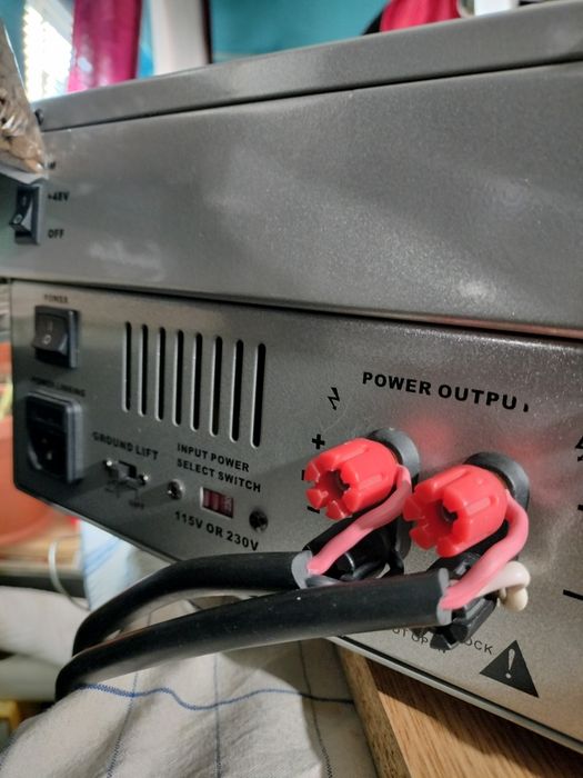 2. Mixere active/ 2x400w fiecare profesionale