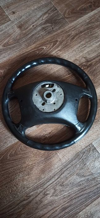Продам руль на бмв