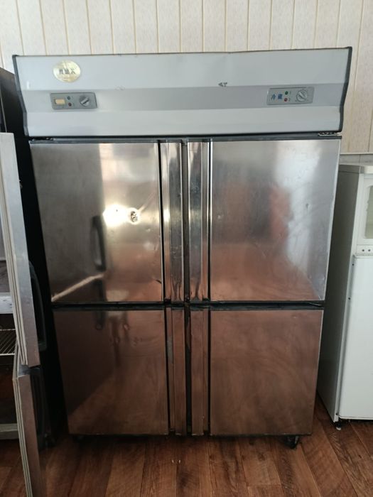 Холодильник в хорошем состоянии срочно !