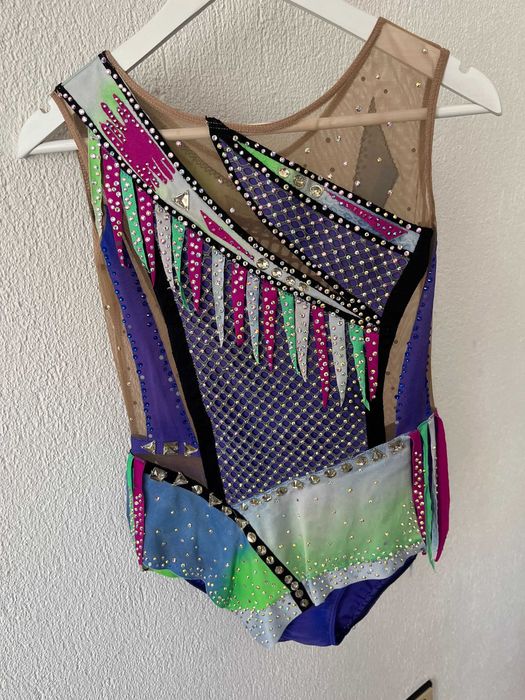 Трика за художествена гимнастика