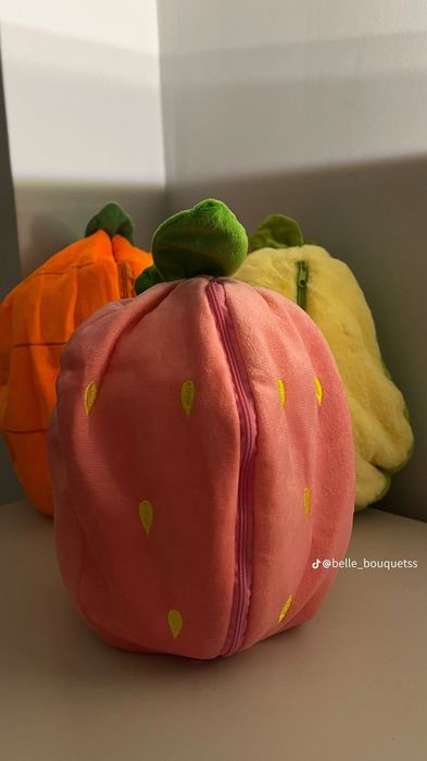 Зайчик в клубнике!!