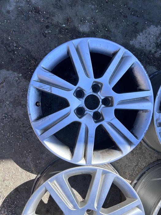 17 цола 5х112 Ауди А4 Б8