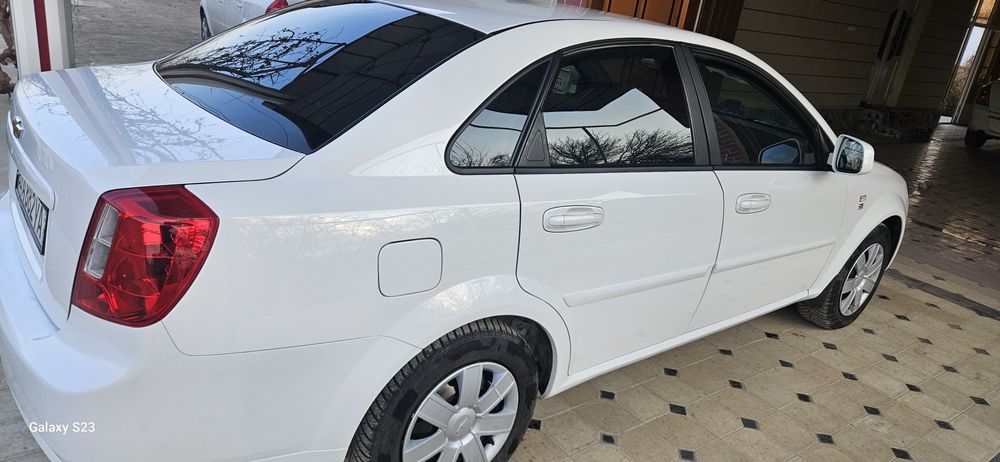 Chevrolet gentra 2023 yili xolati ideal yurgani 8 750 km