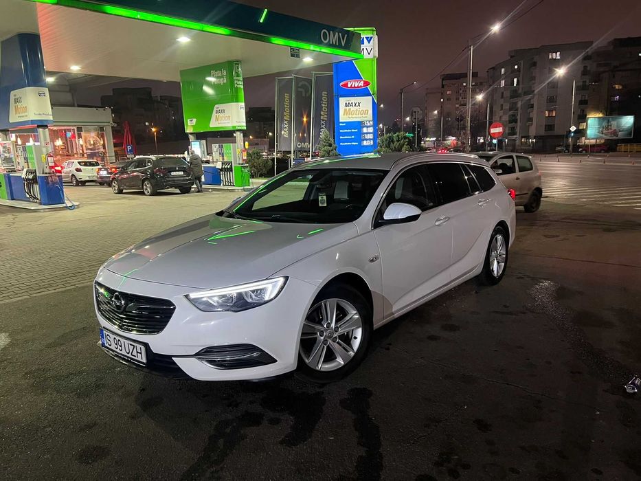 Rent A Car,Inchirieri auto OPEL INSIGNIA 2018