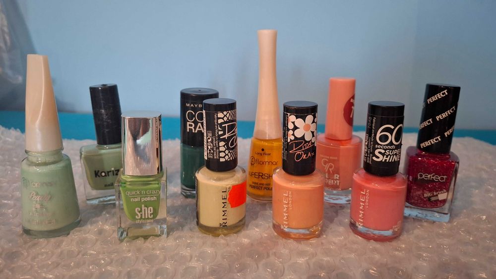 Маркови сенки, Лакове 5лв всичко