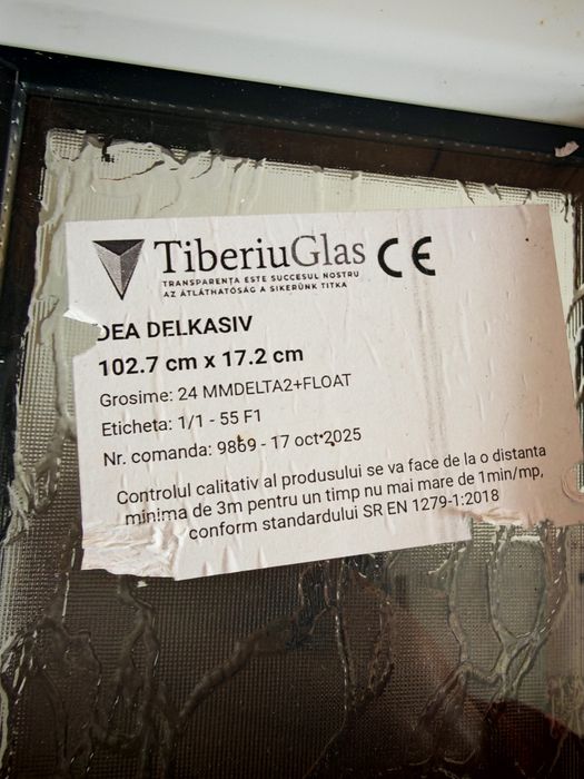 Vând usa apartament + termopan noua