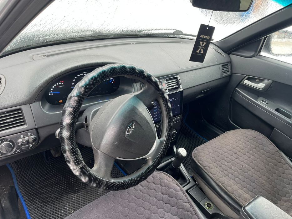 Продам приору...