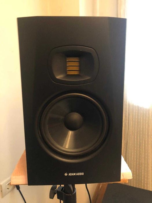 2 x ADAM Audio T7V + ADAM Audio T10S