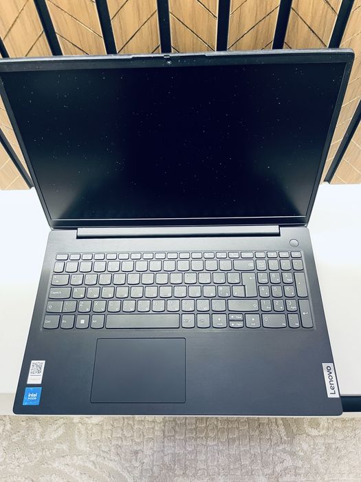 Lenovo ноутбук сатылады