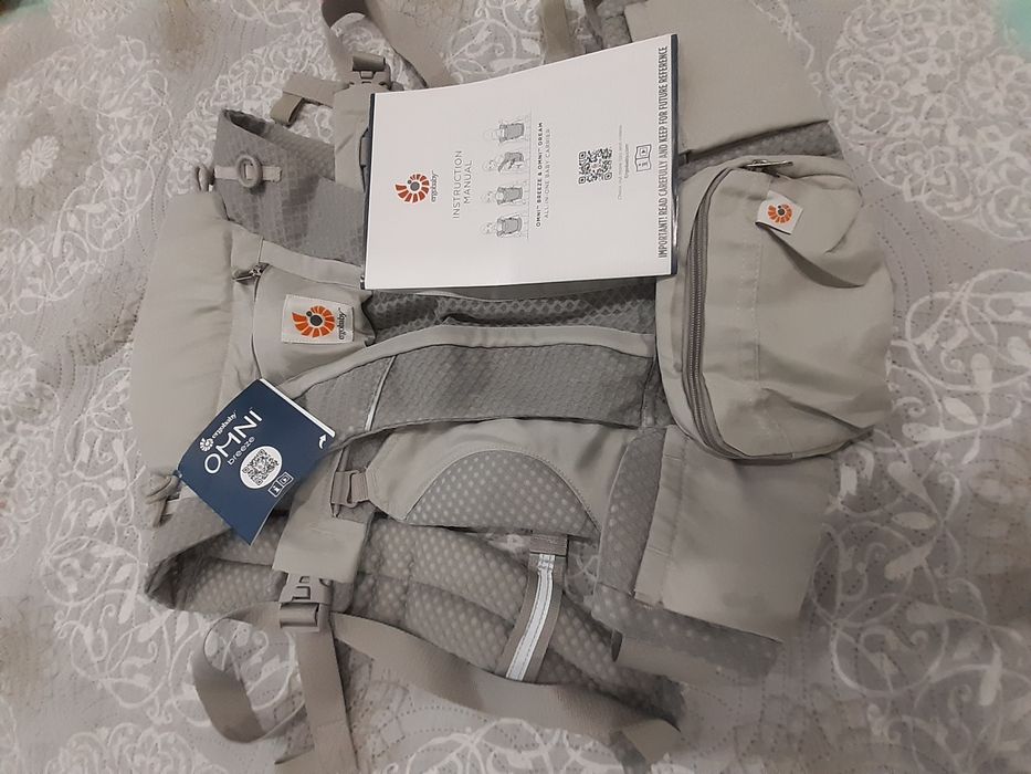 Ergobaby OMNI Breeze