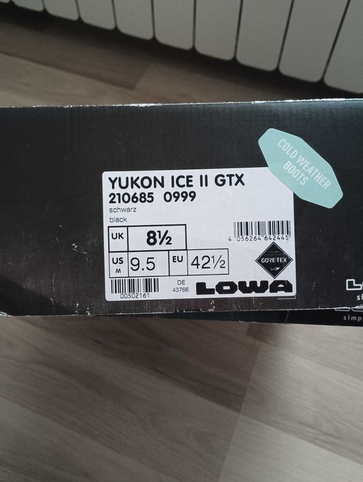Lowa yukon ice ll gtx.