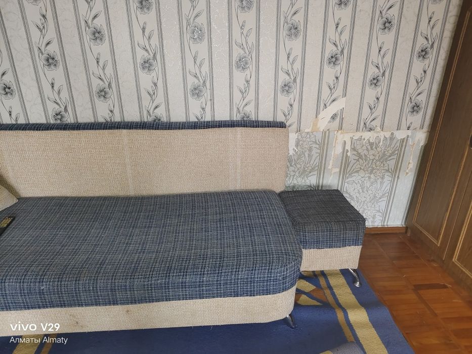 Продам дивае бу Стенка