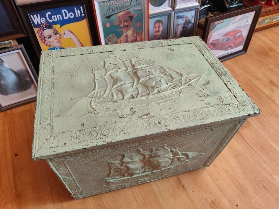 Стара кутия Англия 1930 г.