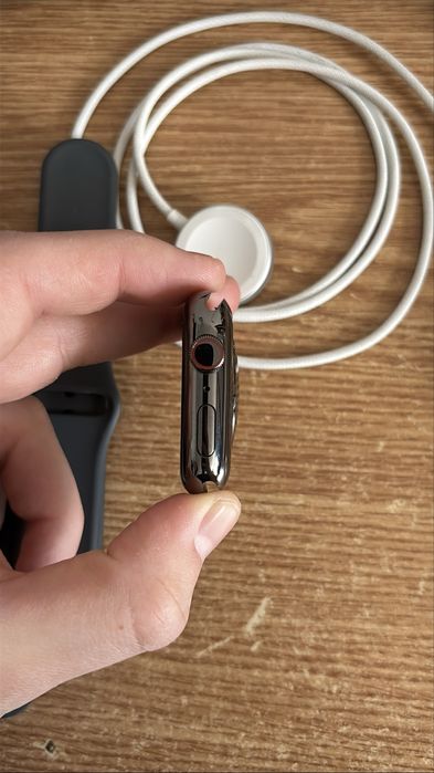 Vand Apple watch seria 7 gps 45mm model