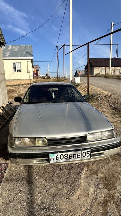 Mazda 626 состояние хорошая сел поехал
