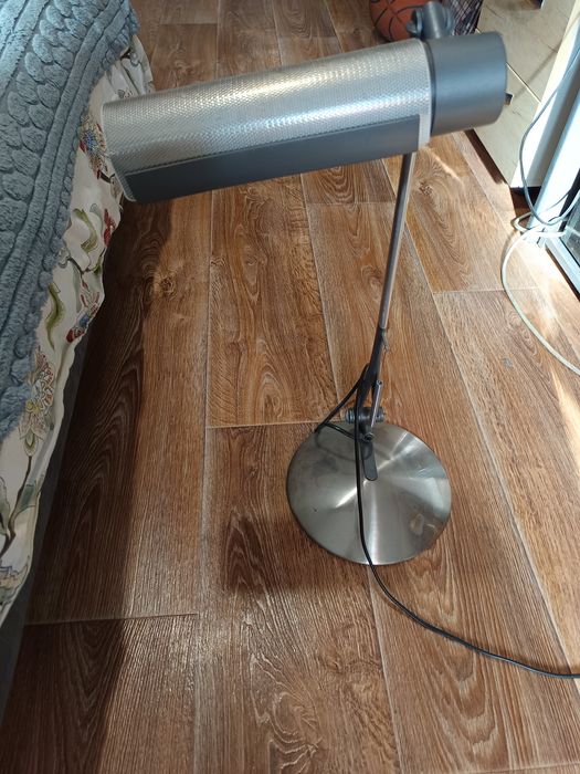 Продам светильник