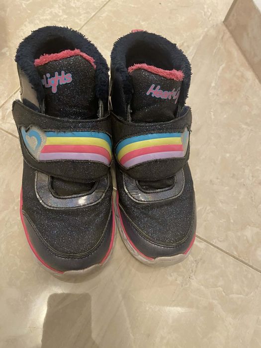 Зимни детски обувки skechers