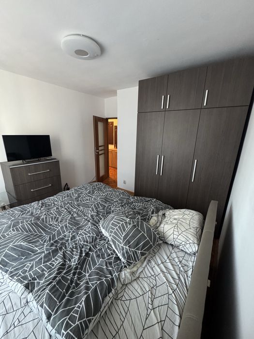 Apartament 2 camere decomandat, etaj 1,mobilat și utilat, zona Decebal
