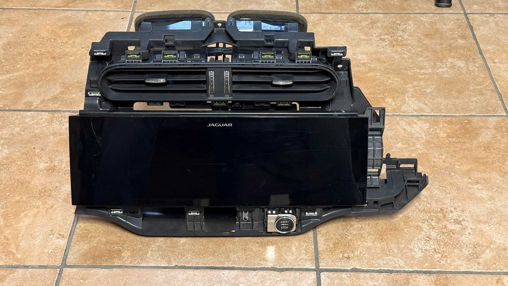 Navigatie display Jaguar I-pace pe dreapta J9D319C279AF M9D310F844JF