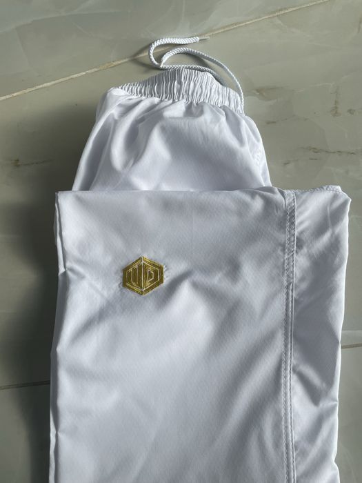 продается добок для занятий по таеквон-до/карате