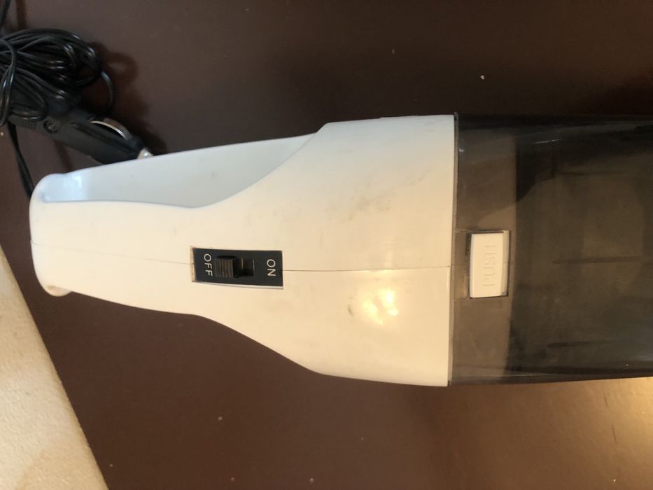 Aspirator pentru masina