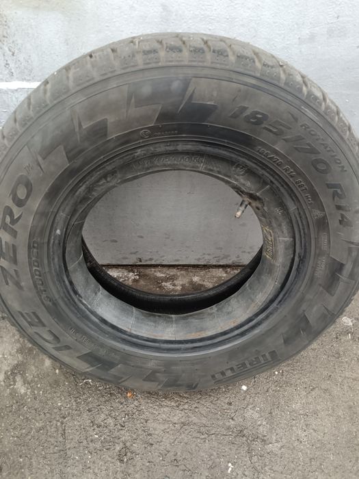Продам комплект шин 185/70/14