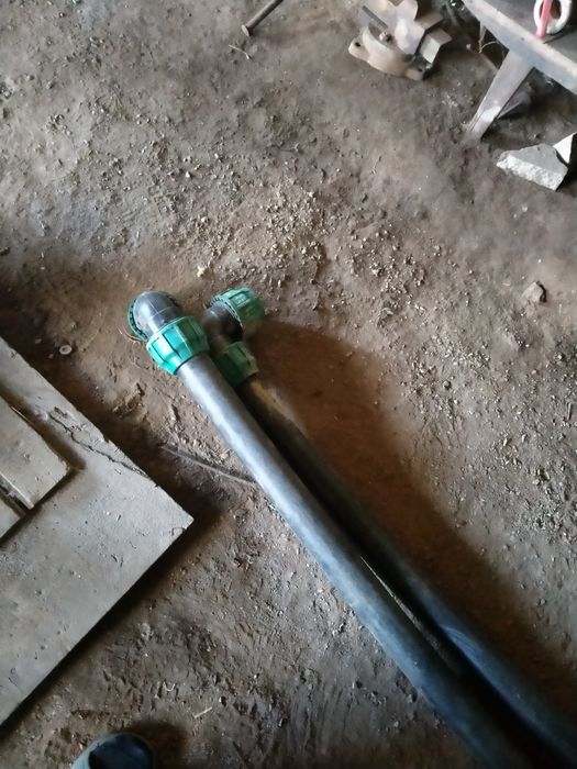 Труба ПНД 63 диаметр с отводами