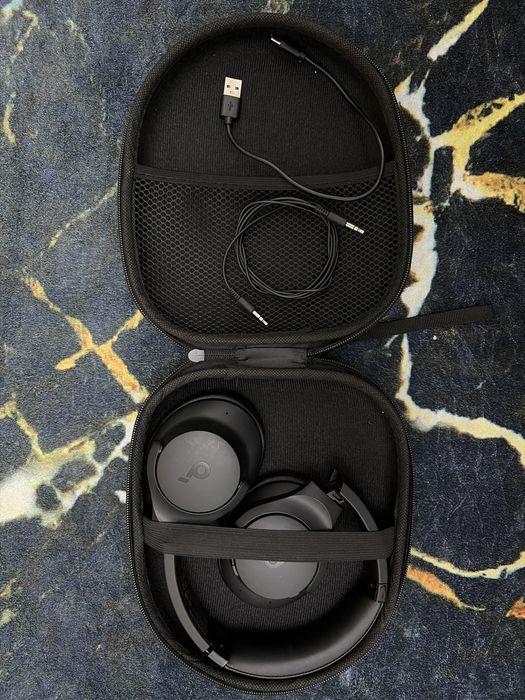 Наушники Soundcore Q20i