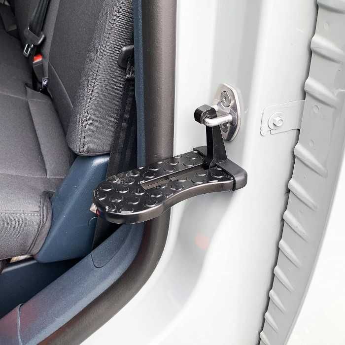 Универсална степенка за врата на МПС Automat, Стъпало за врата