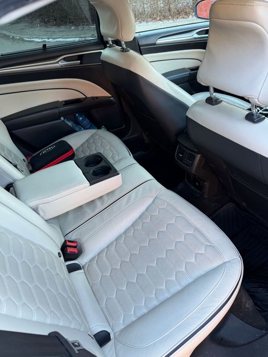 Vand Ford Mondeo Vignale  2016 2.0Tdi 210cp Proprietar