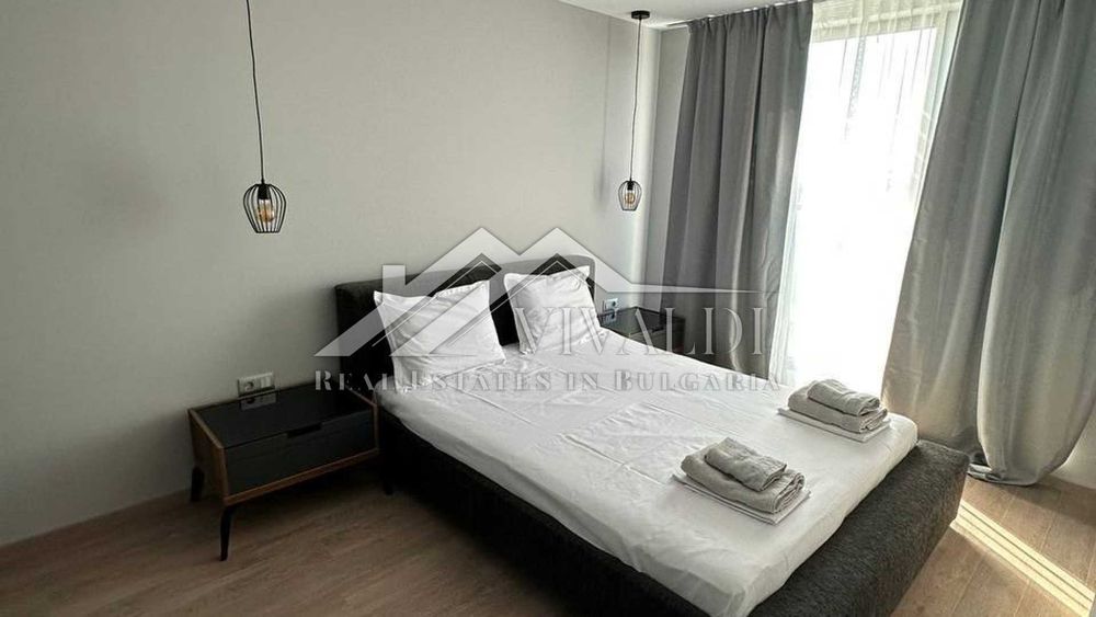 Дава се под наем Двустаен апартамент в к.к. Св.Св. Константин и Елена - 65 кв.м за 750 € - Снимка #8