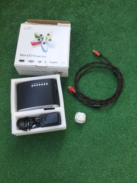 Mini LED проектор