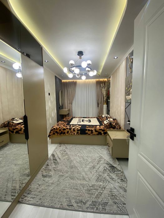 Сдается в аренду двух комеатная квартира Чиланзар 13