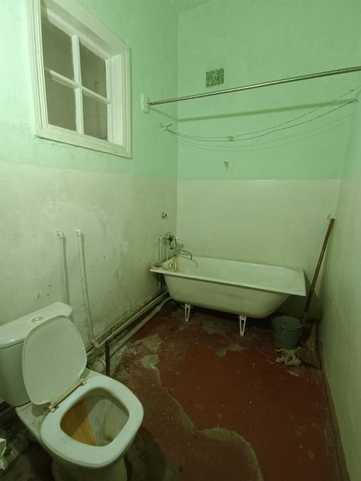 Срочно продается 2 комнатная квартира. Телеграф район.