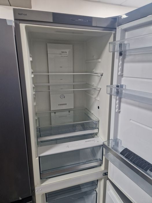 Хладилник с фризер Gorenje A++ 320 литра No Frost