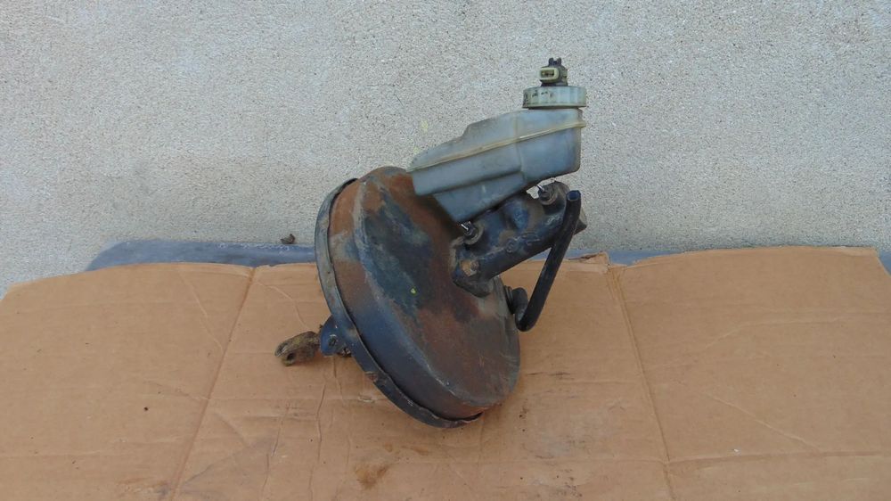 Tulumba frana cu pompa centrala VW T4 1.9,2.4,2.5 TDI an 1990-2003 cod 701612101