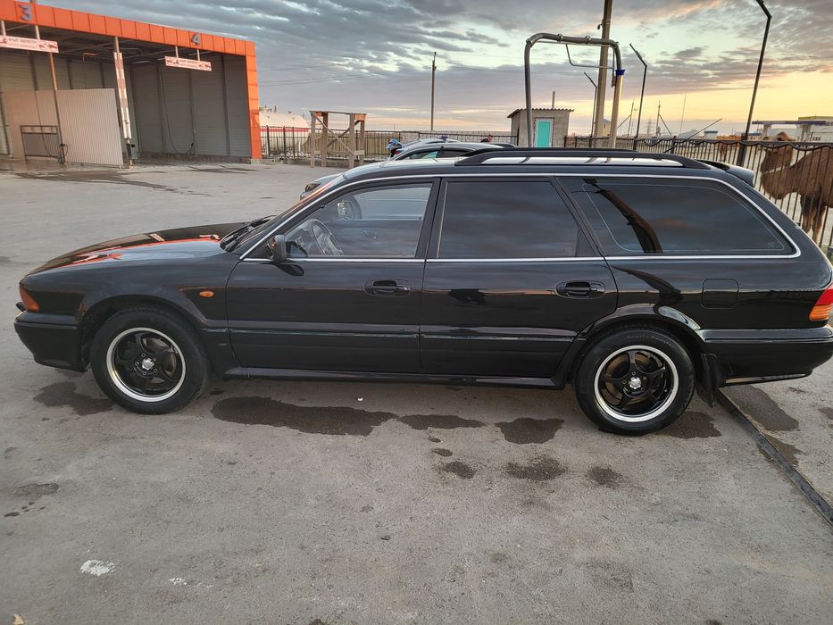 Митсубиси сигма  1996 год