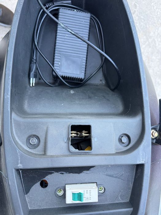 Scooter Electric