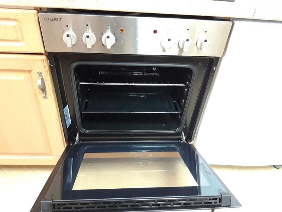 Кухня от масив с електроуреди