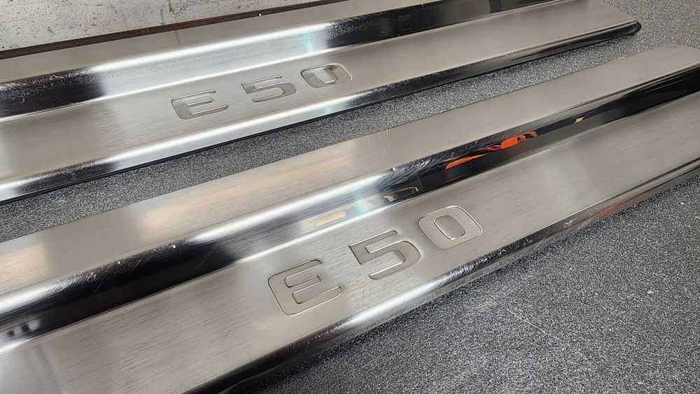 W210 Amg e50 лайсни прагове